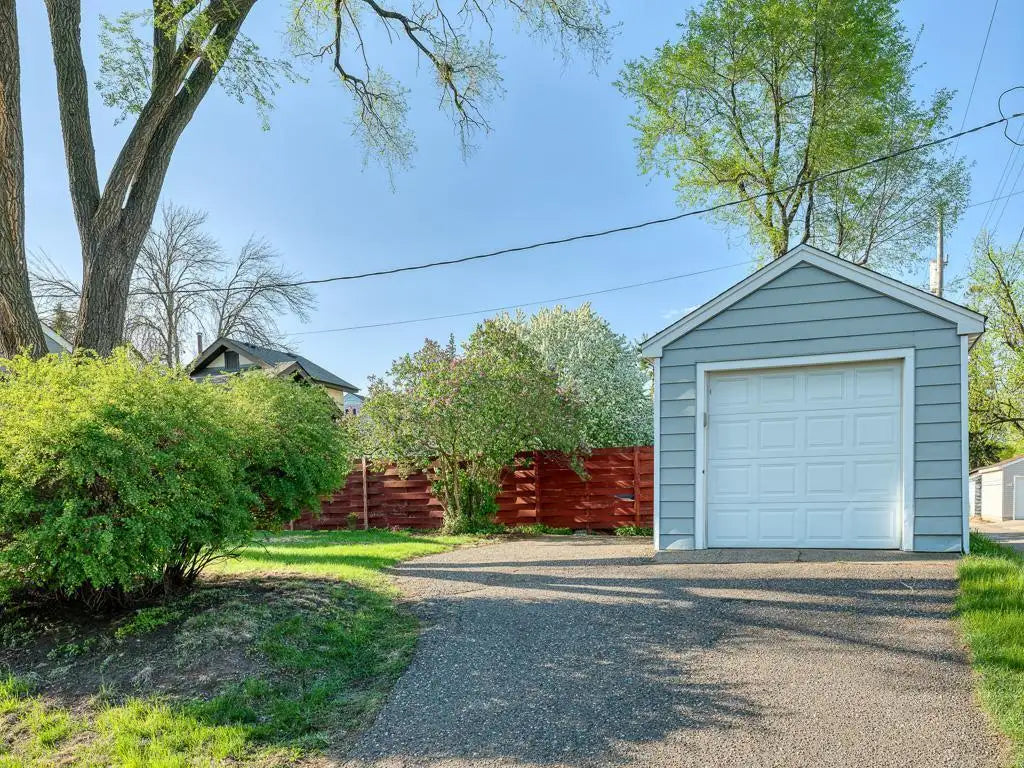3800 Quail Avenue, Robbinsdale, MN 55422