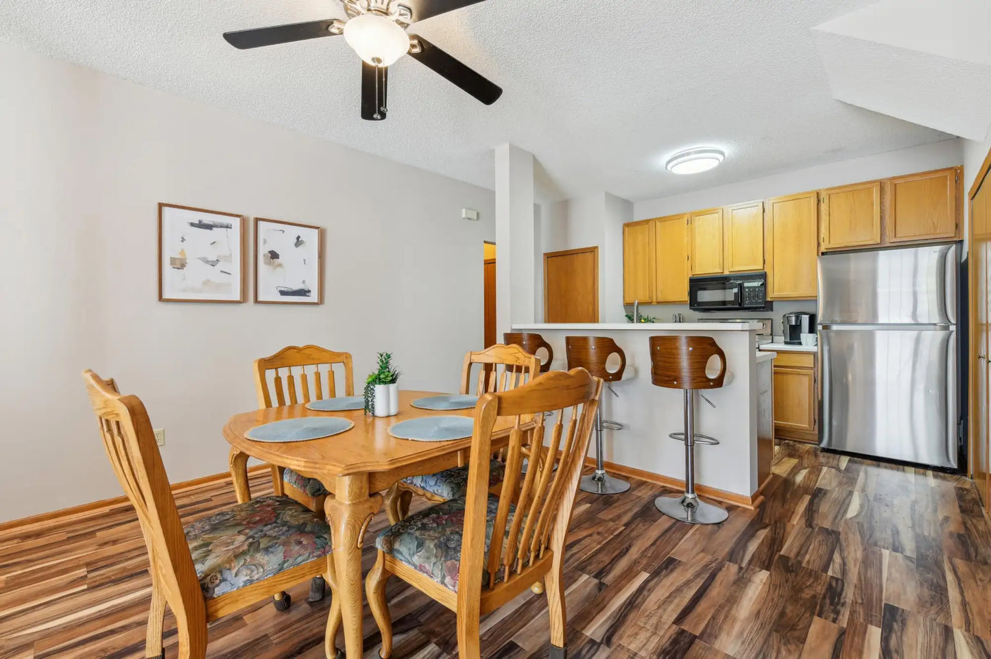 2692 Mallard Drive, Woodbury, MN 55125