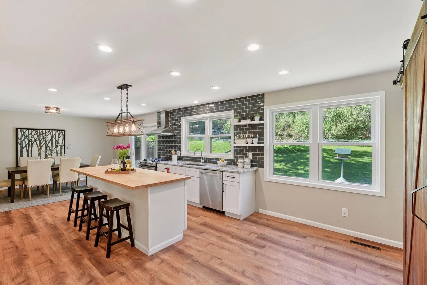 550 Wheeler Drive, Excelsior, MN 55331