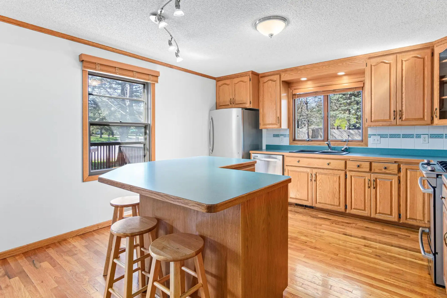 14790 Dundee Avenue, Apple Valley, MN 55124