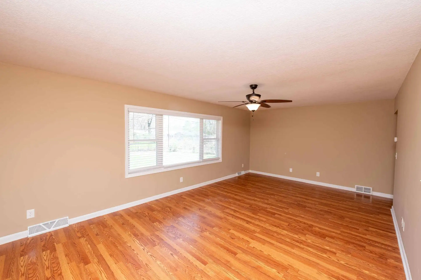 3112 67th Avenue, Brooklyn Center, MN 55429