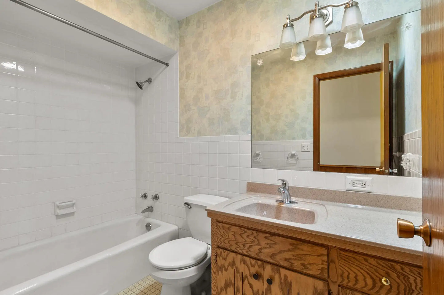 10305 Morris Road, Bloomington, MN 55437