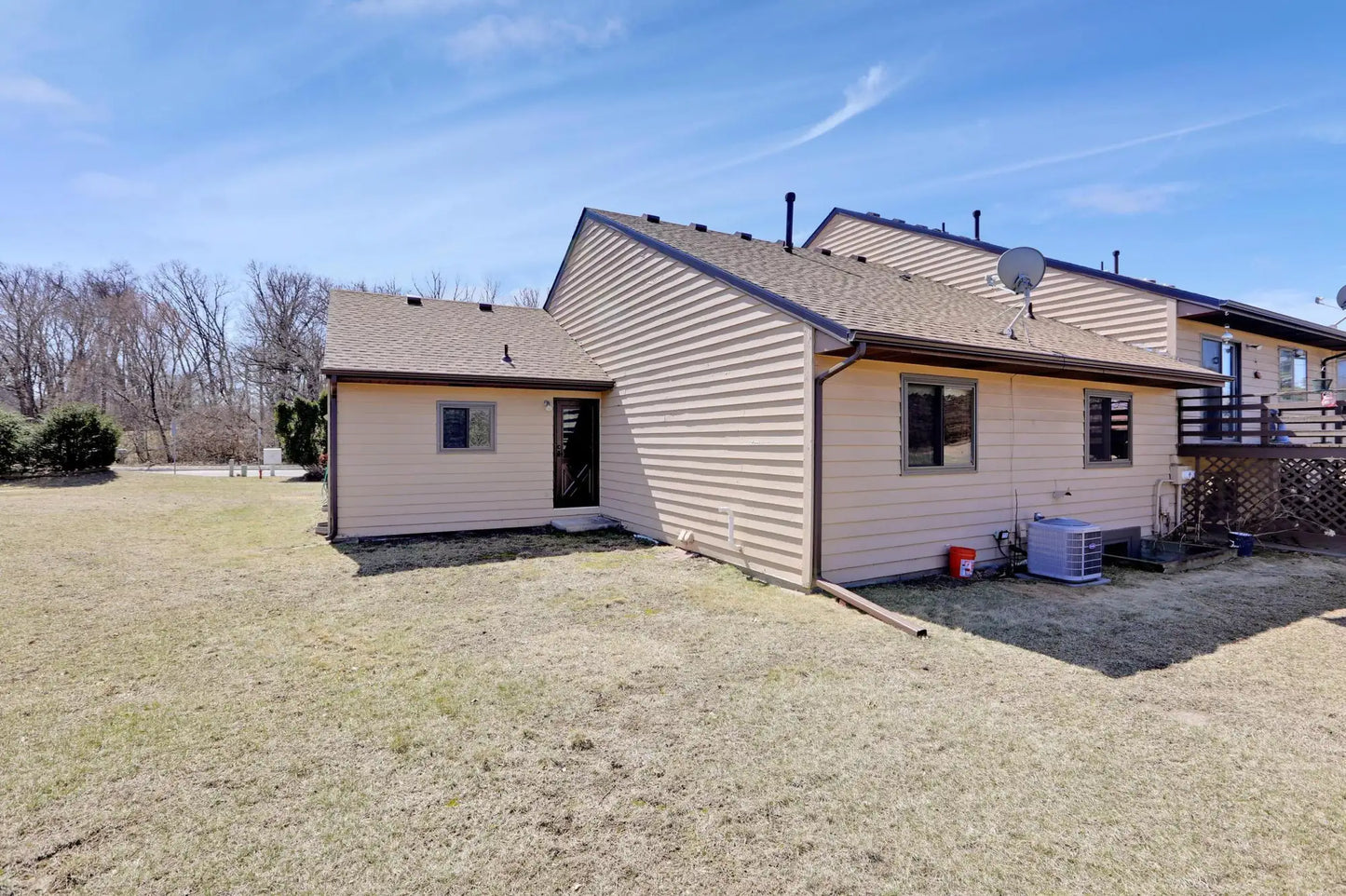 2231 Woodlynn Avenue, Maplewood, MN 55109
