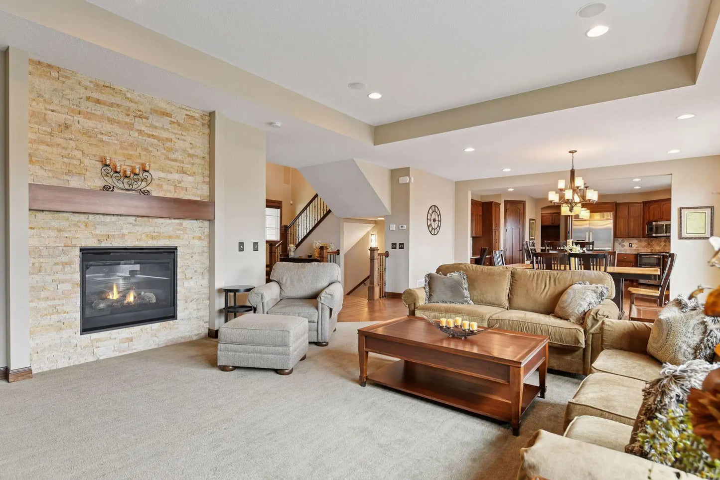 2919 Hilltop Drive, Chaska, MN 55318