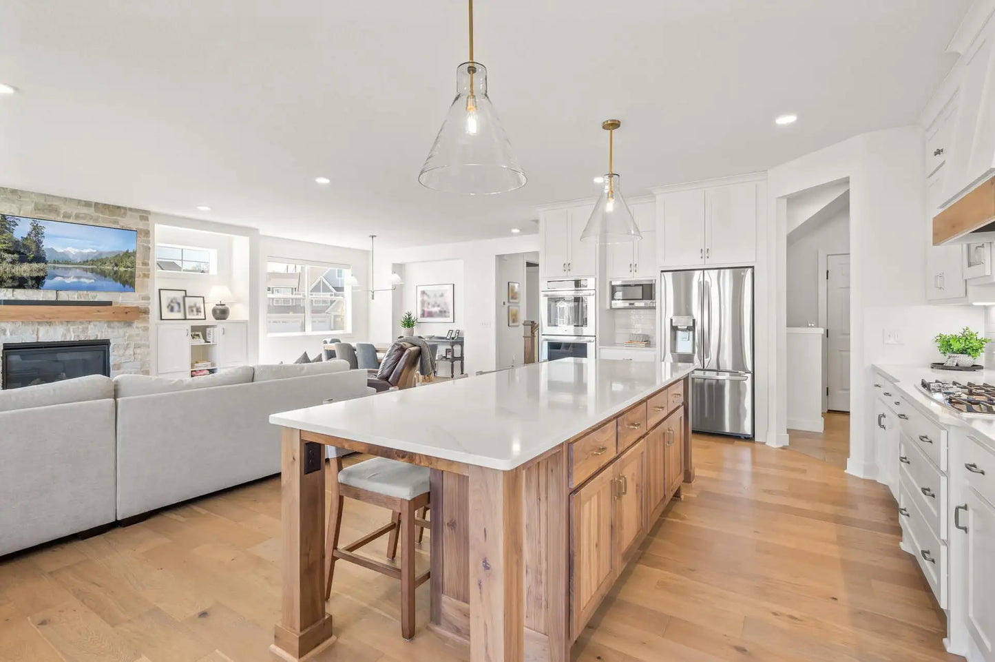 4429 Arbor Drive, Woodbury, MN 55129