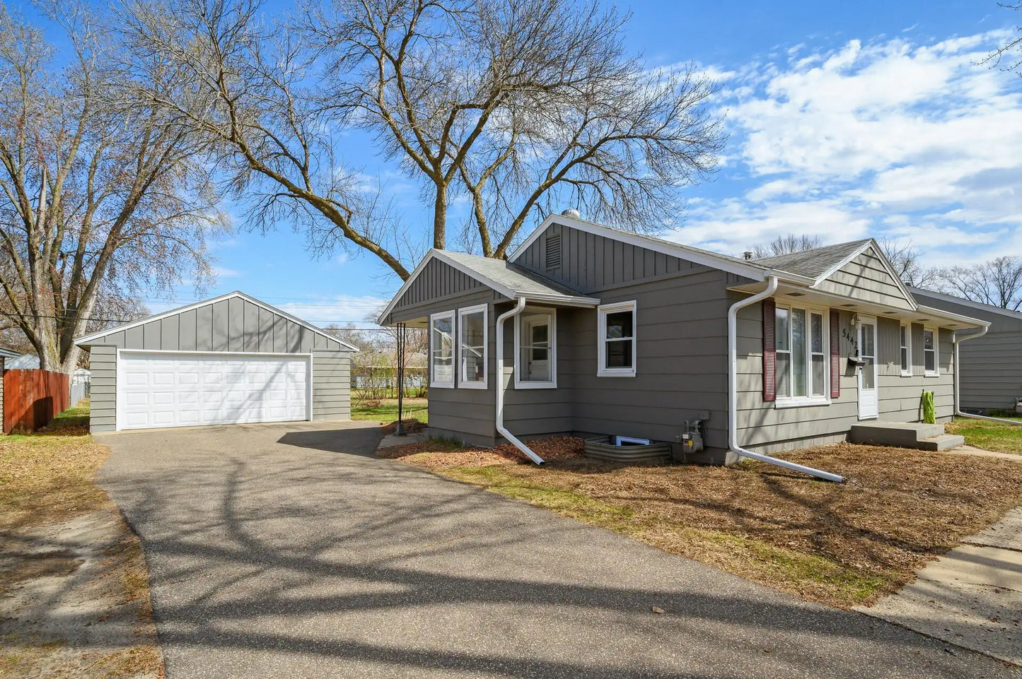 5442 Maryland Avenue, Crystal, MN 55428