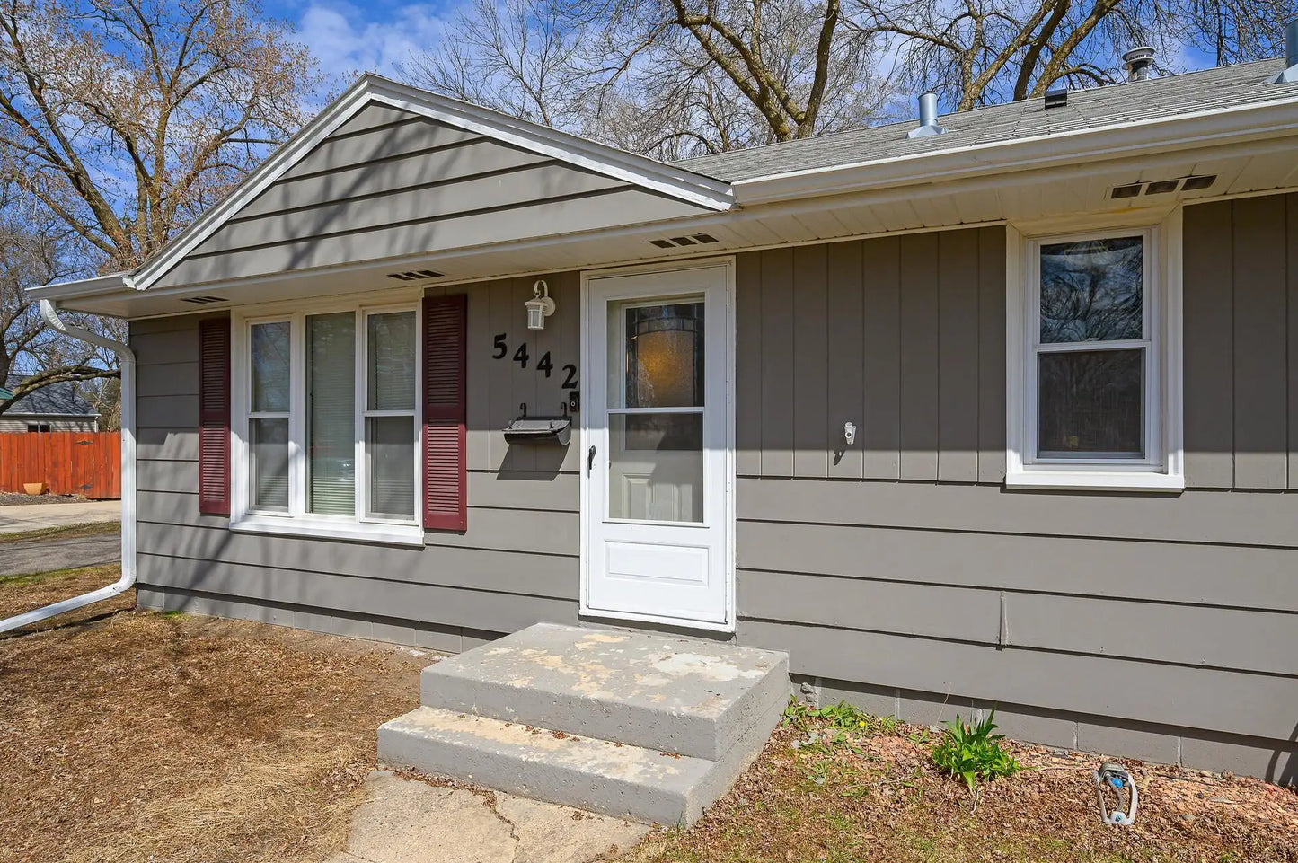 5442 Maryland Avenue, Crystal, MN 55428
