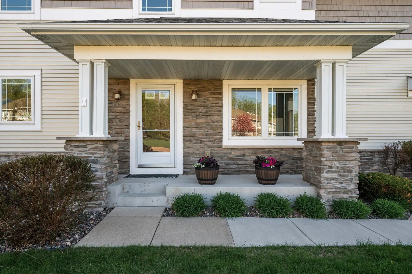 10531 Bay View Lane, Woodbury, MN 55129