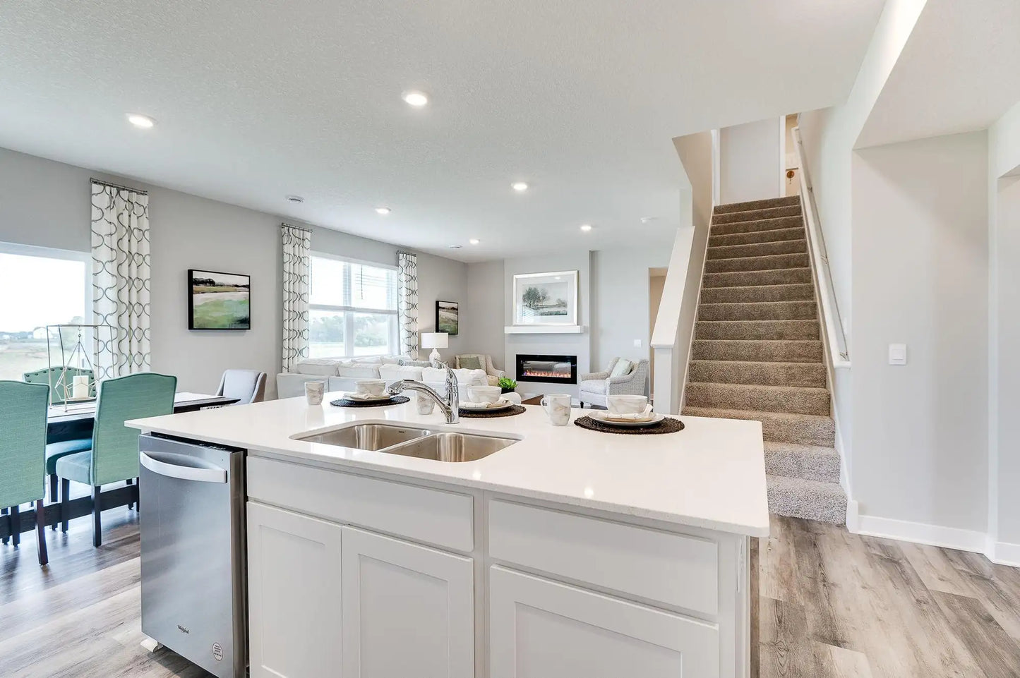 207 Snowdrop Trail, Waconia, MN 55387