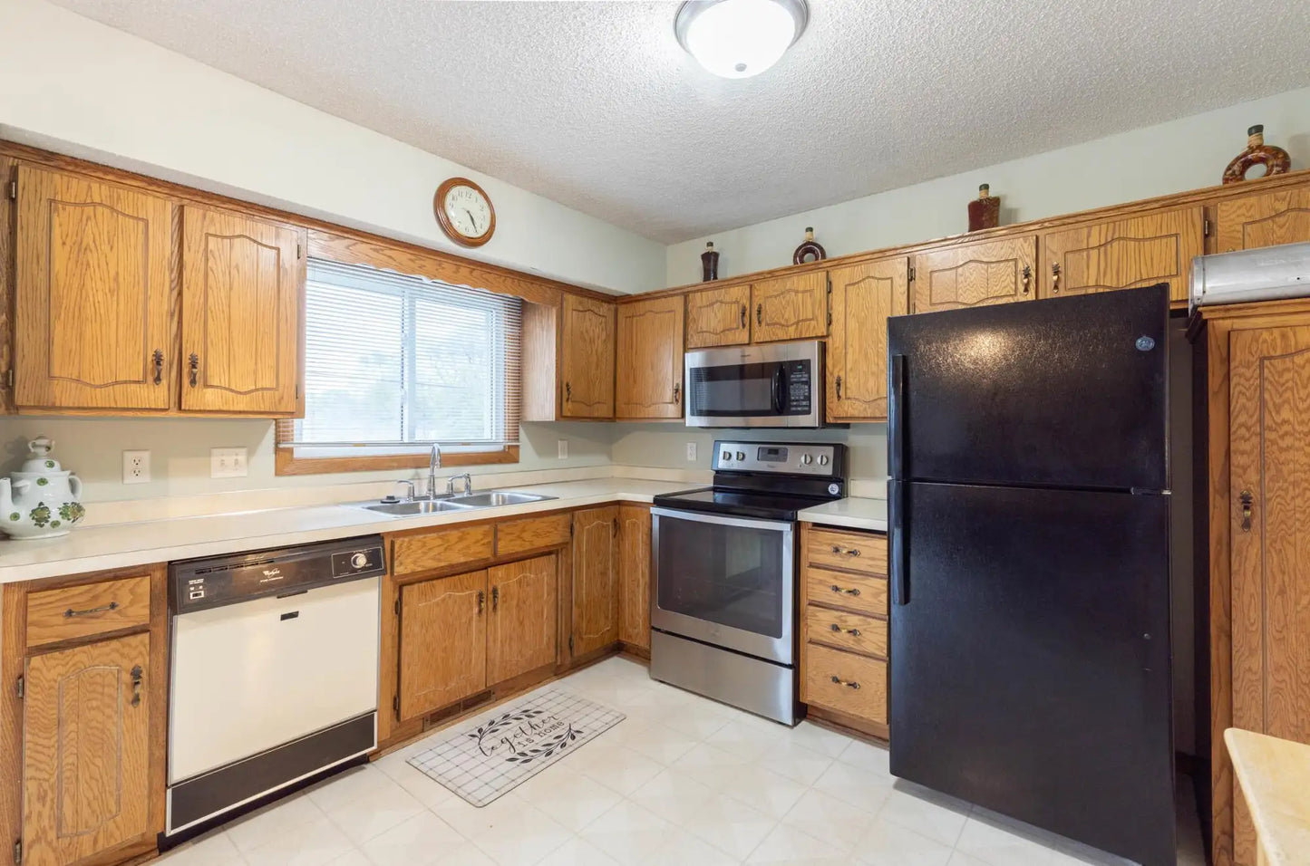8024 Irving Avenue, Brooklyn Park, MN 55444