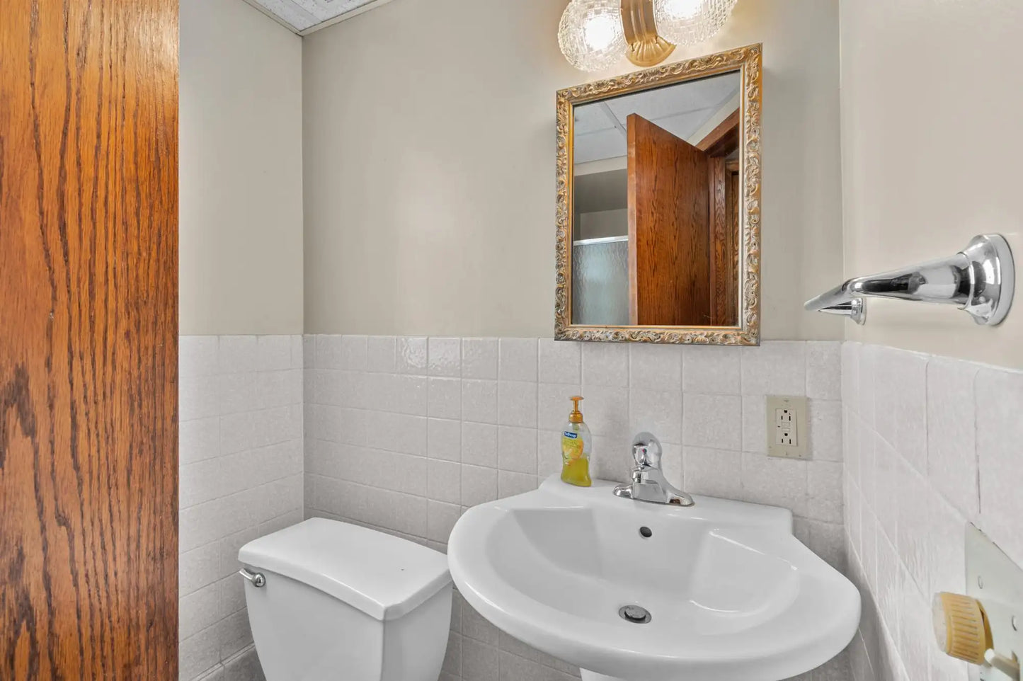 10305 Morris Road, Bloomington, MN 55437