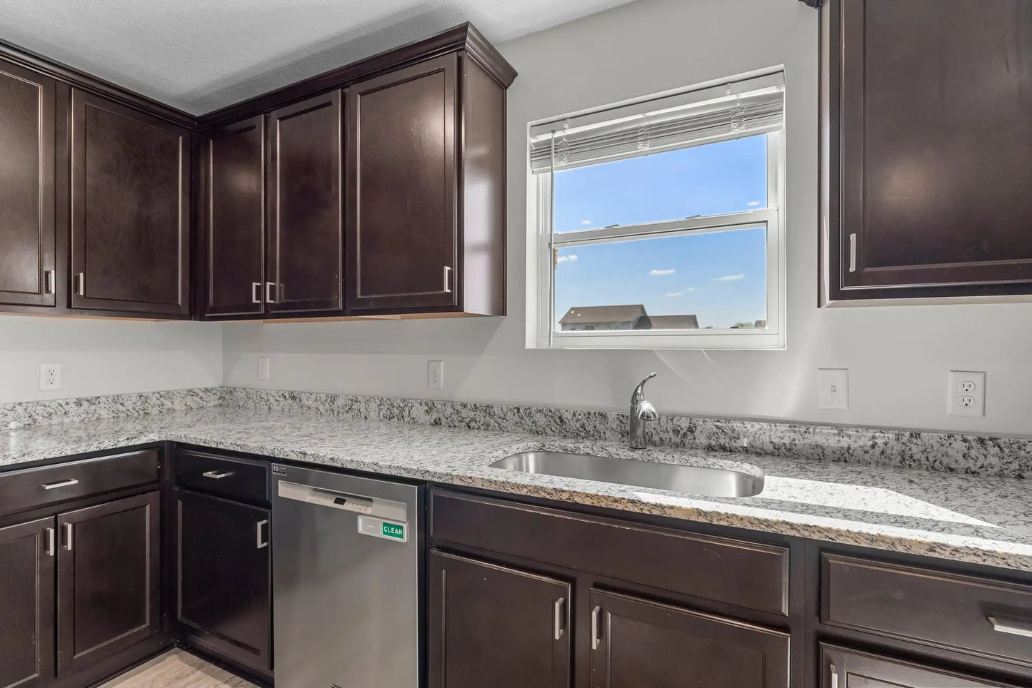 19220 Sanford Avenue, Big Lake, MN 55309