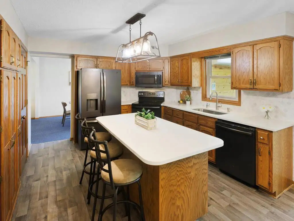 3621 Ashbury Road, Eagan, MN 55122