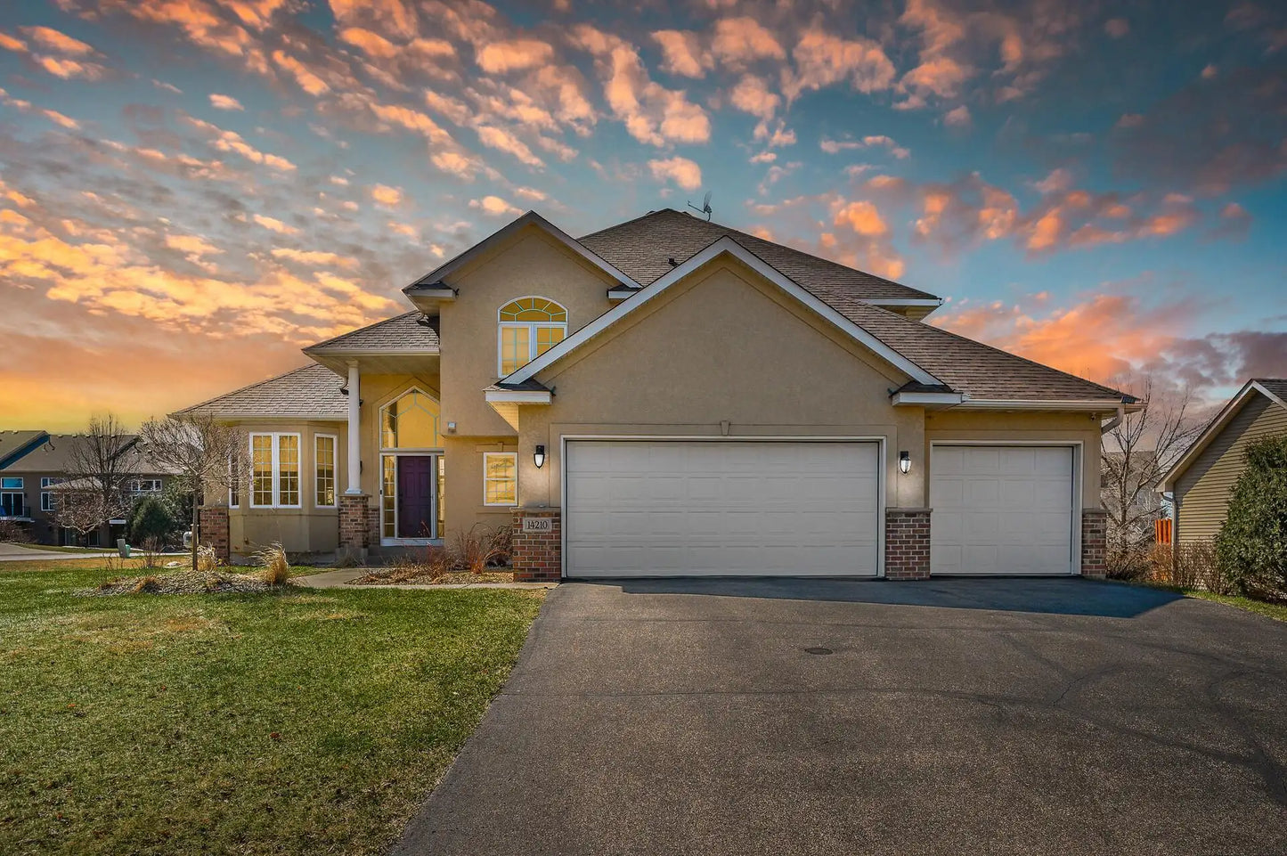 14210 Badger Circle, Prior Lake, MN 55372
