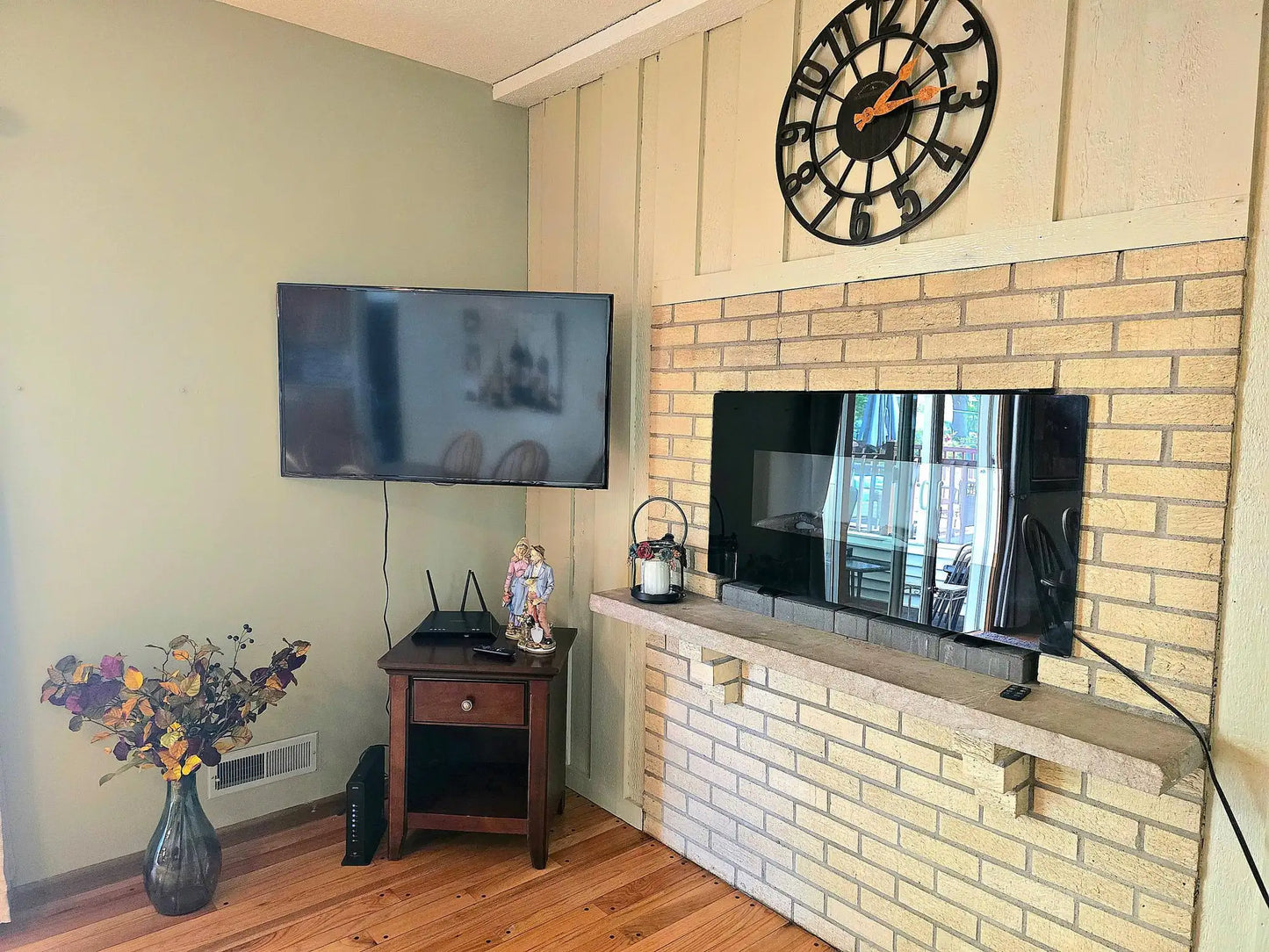 8047 Ingleside Avenue, Cottage Grove, MN 55016