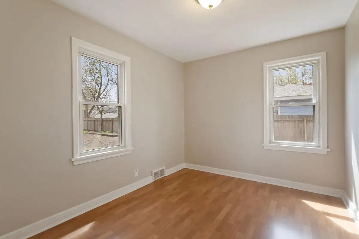 6929 10th Avenue, Richfield, MN 55423