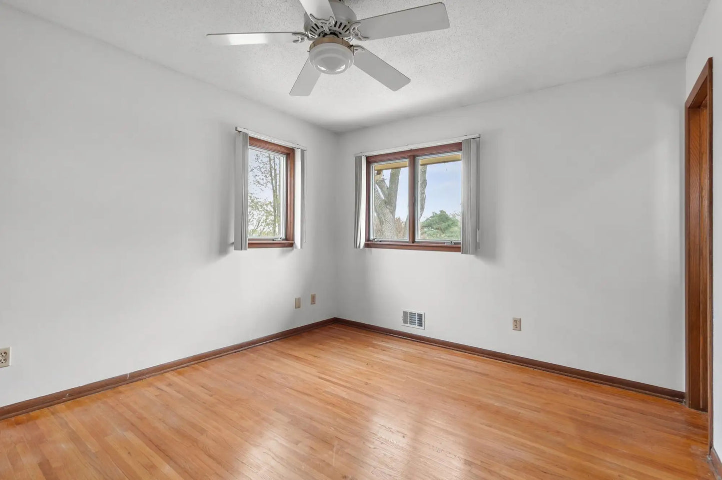 10305 Morris Road, Bloomington, MN 55437