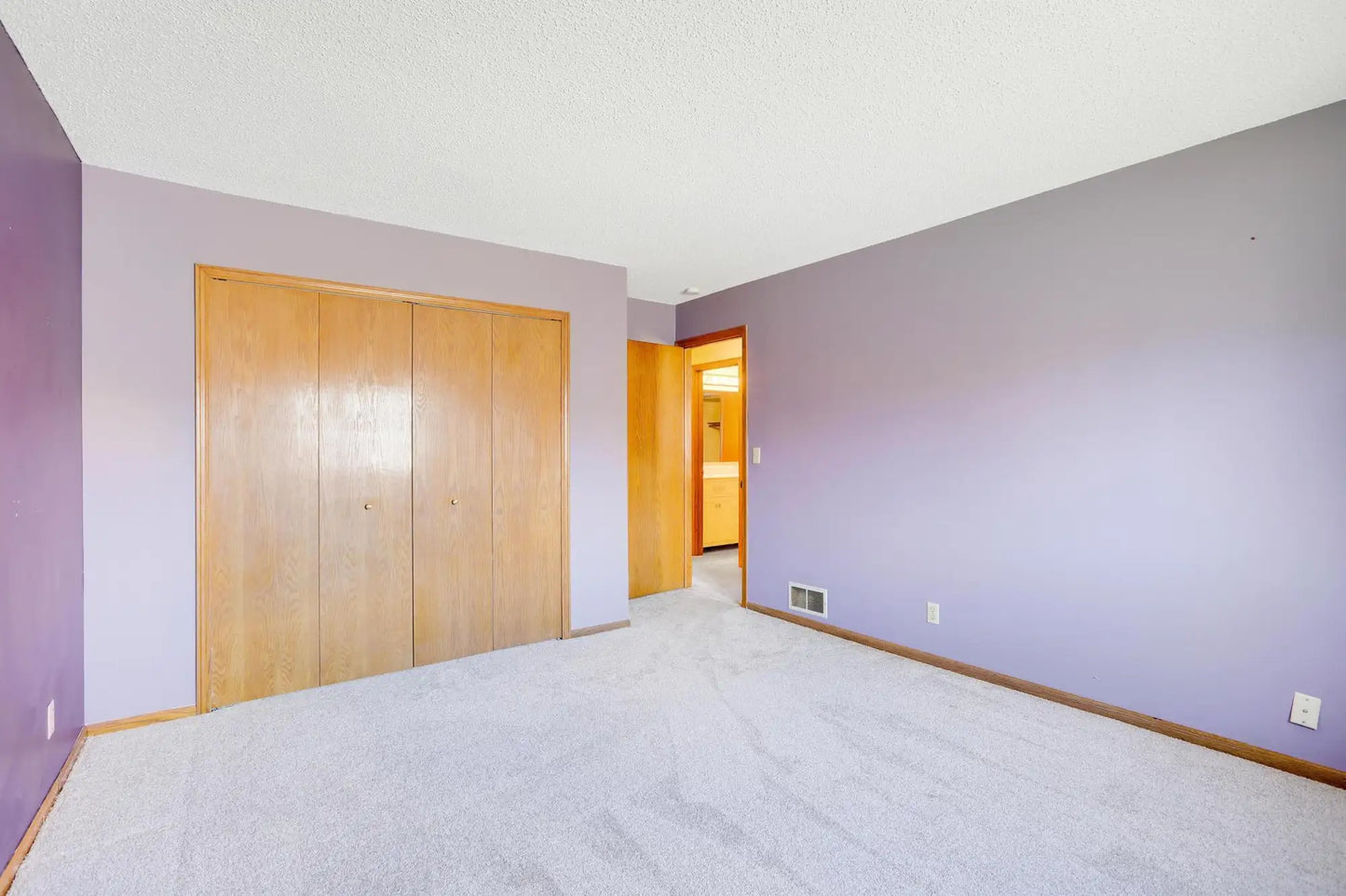 2231 Woodlynn Avenue, Maplewood, MN 55109