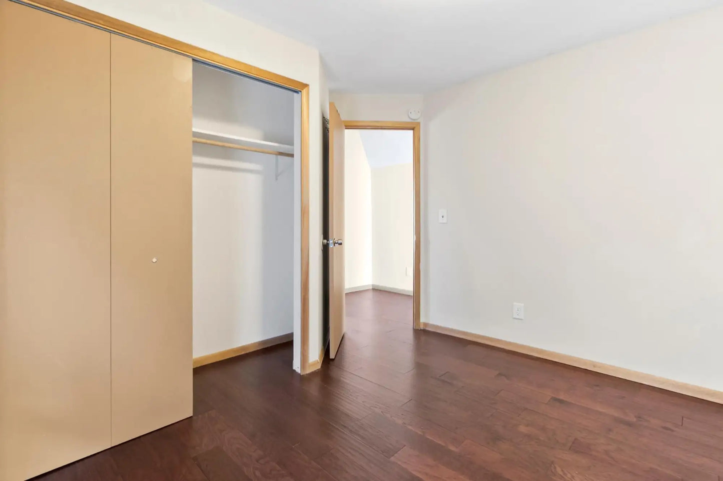 1852 Quincy Street, Minneapolis, MN 55418