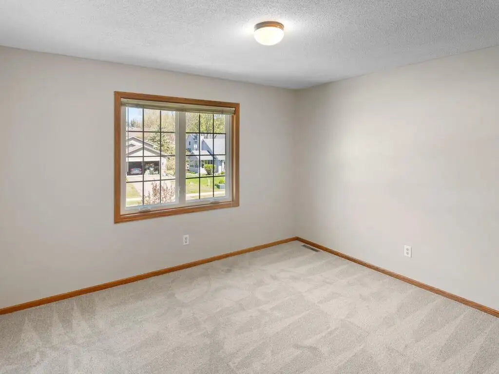 3621 Ashbury Road, Eagan, MN 55122