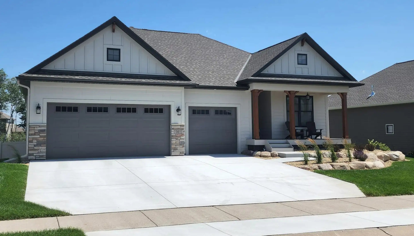 3611 Edgerton Street, Vadnais Heights, MN 55127