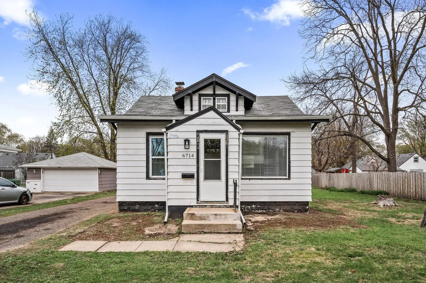 6714 Corvallis Avenue, Crystal, MN 55428