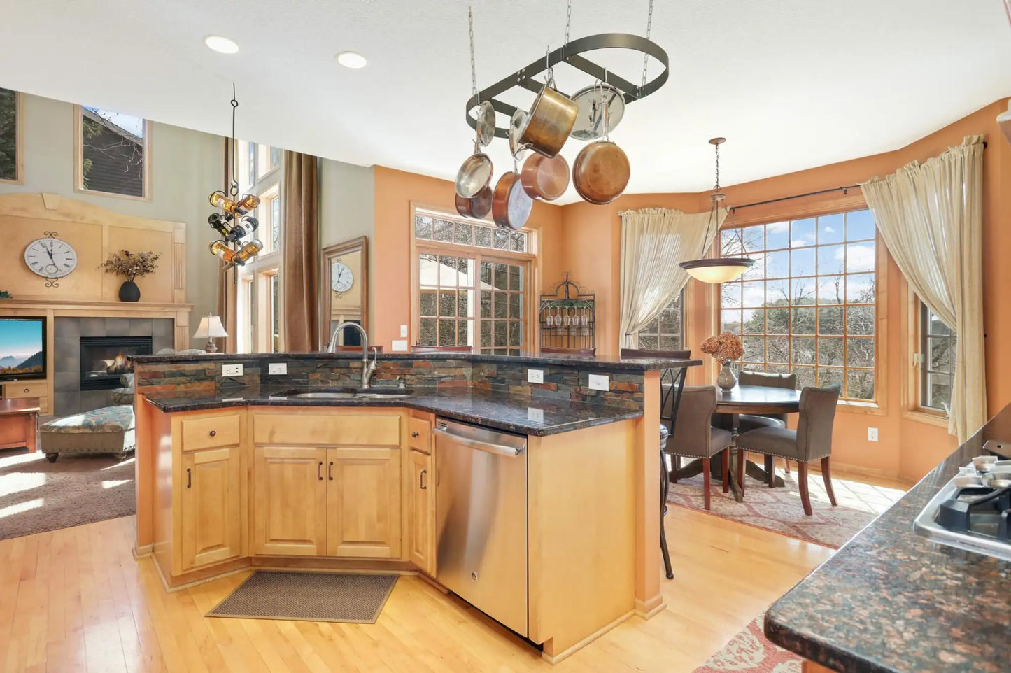 15191 62nd Avenue, Maple Grove, MN 55311