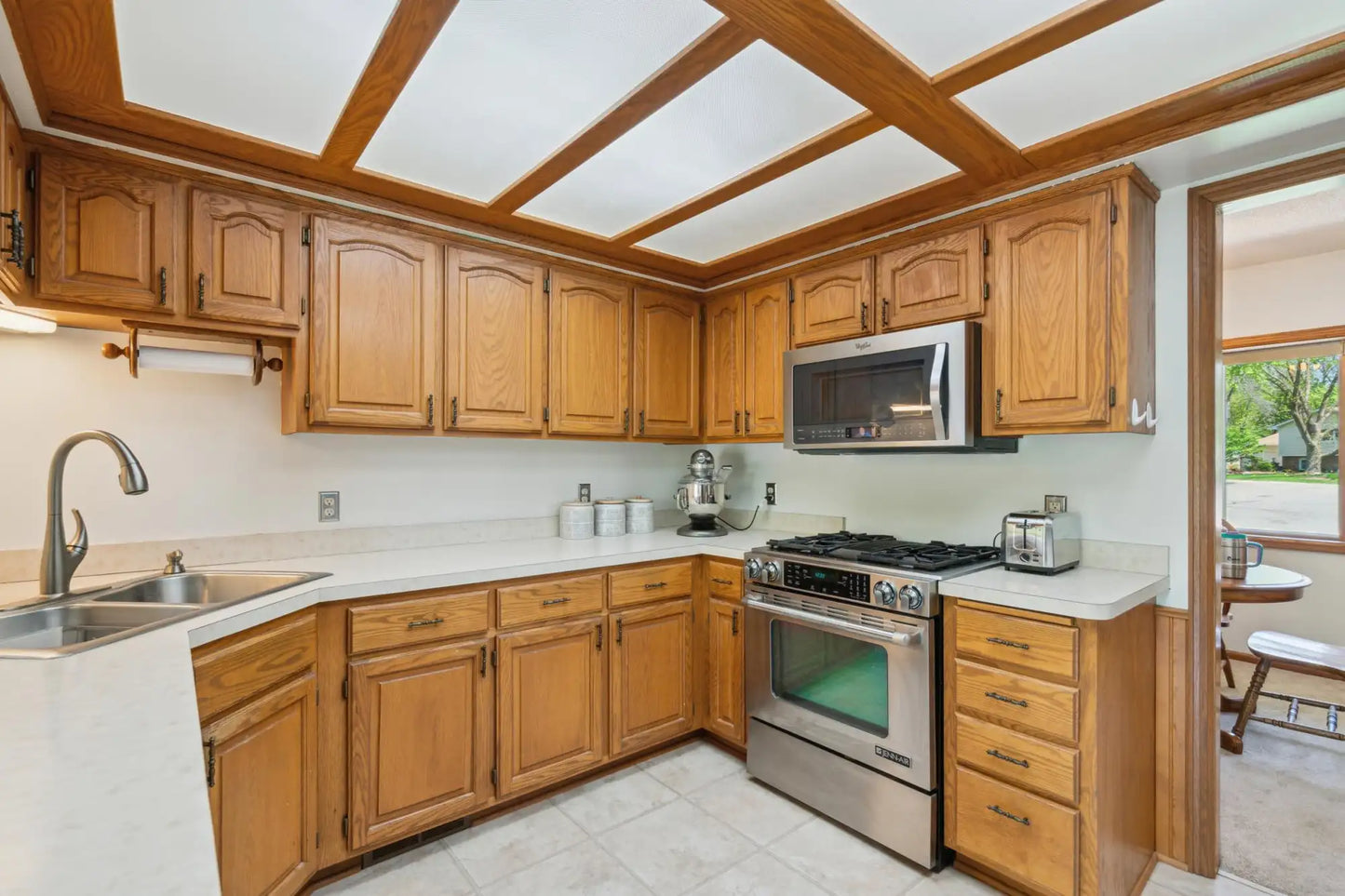 4335 Jonquil Lane, Plymouth, MN 55442