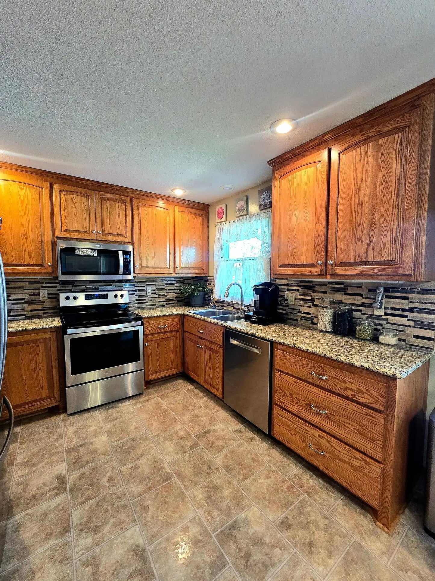 8047 Ingleside Avenue, Cottage Grove, MN 55016