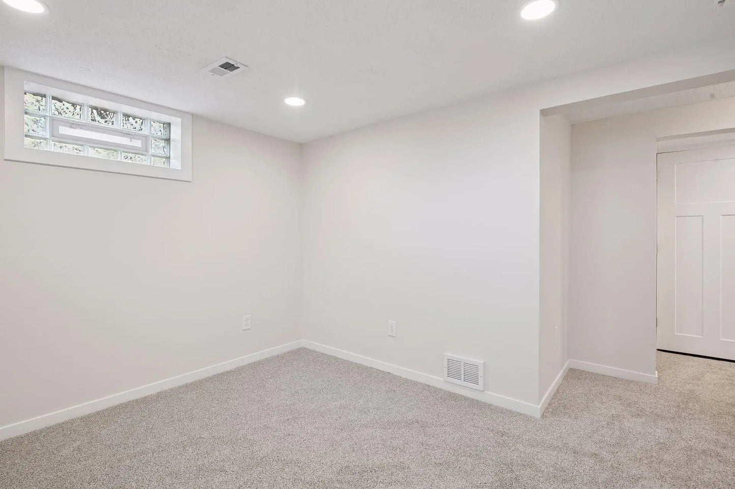 1650 Sherburne Avenue, Saint Paul, MN 55104