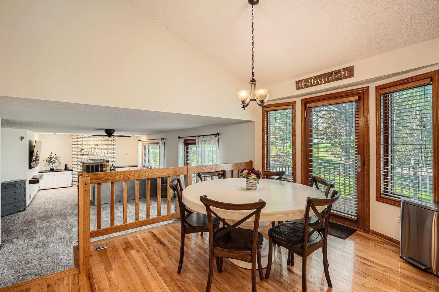 1825 Woodstone Drive, Victoria, MN 55386