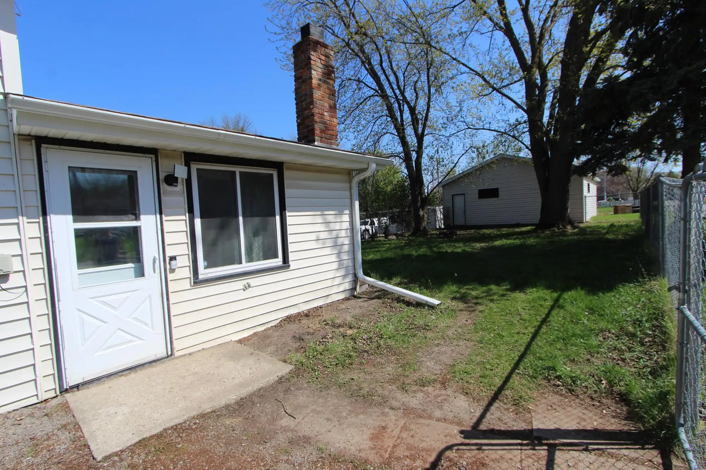 1024 4th Street, Howard Lake, MN 55349