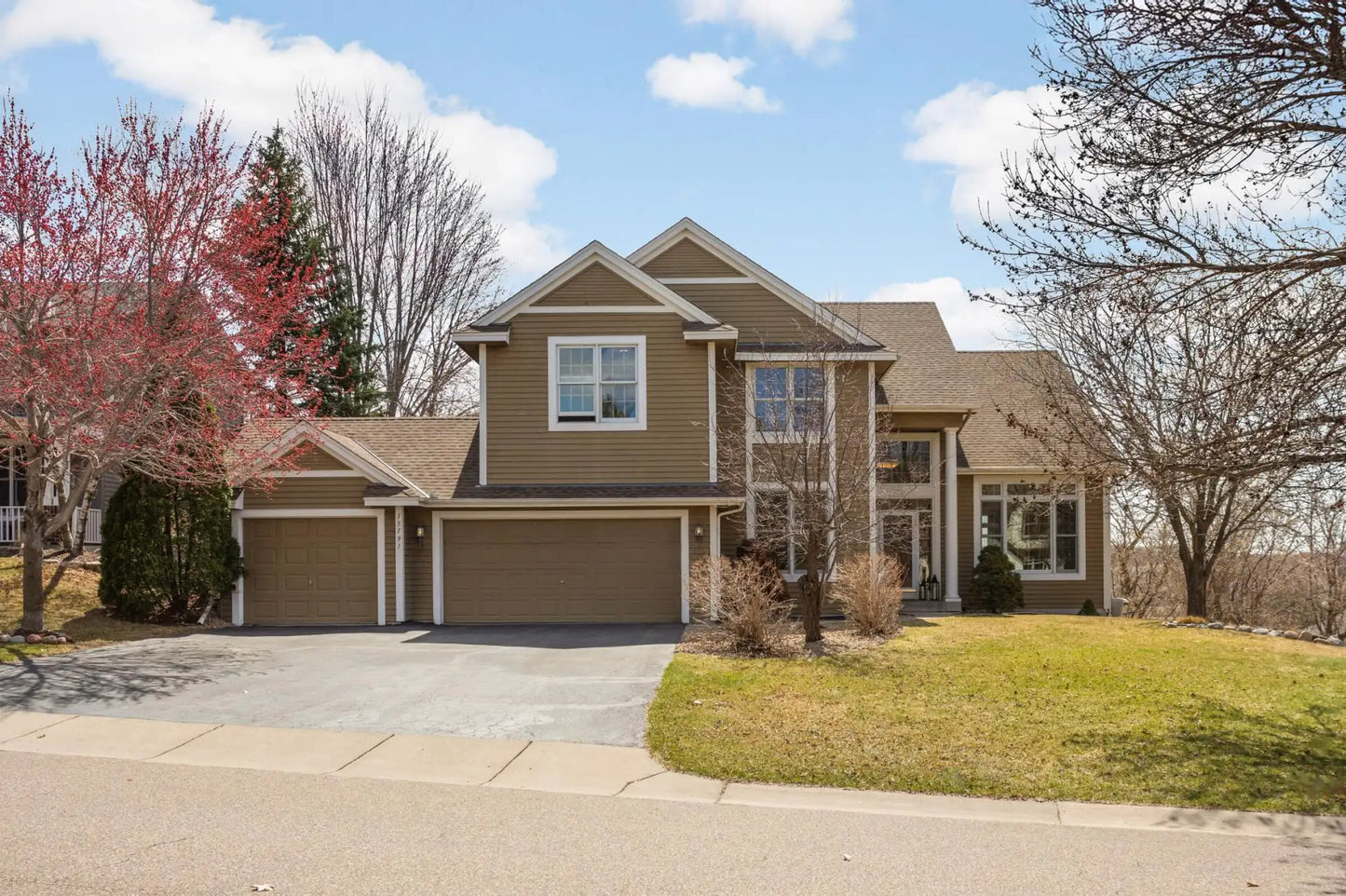15191 62nd Avenue, Maple Grove, MN 55311