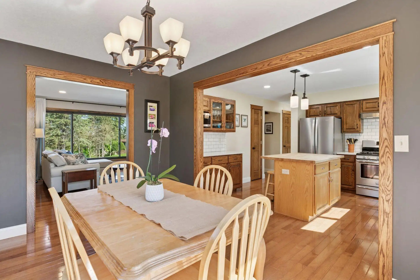 335 18th Avenue, South Saint Paul, MN 55075