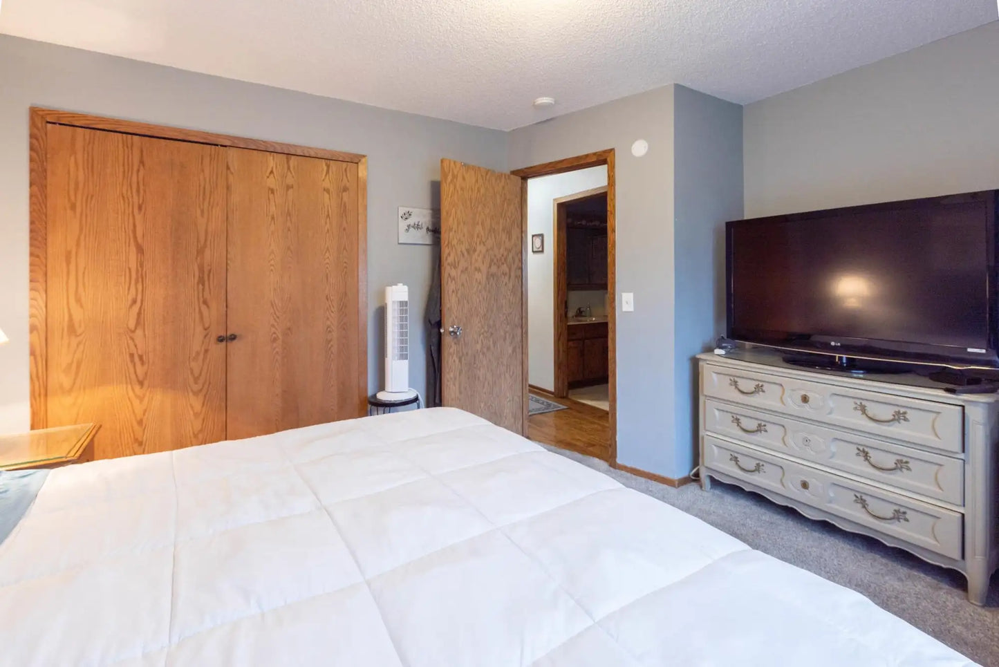 8024 Irving Avenue, Brooklyn Park, MN 55444