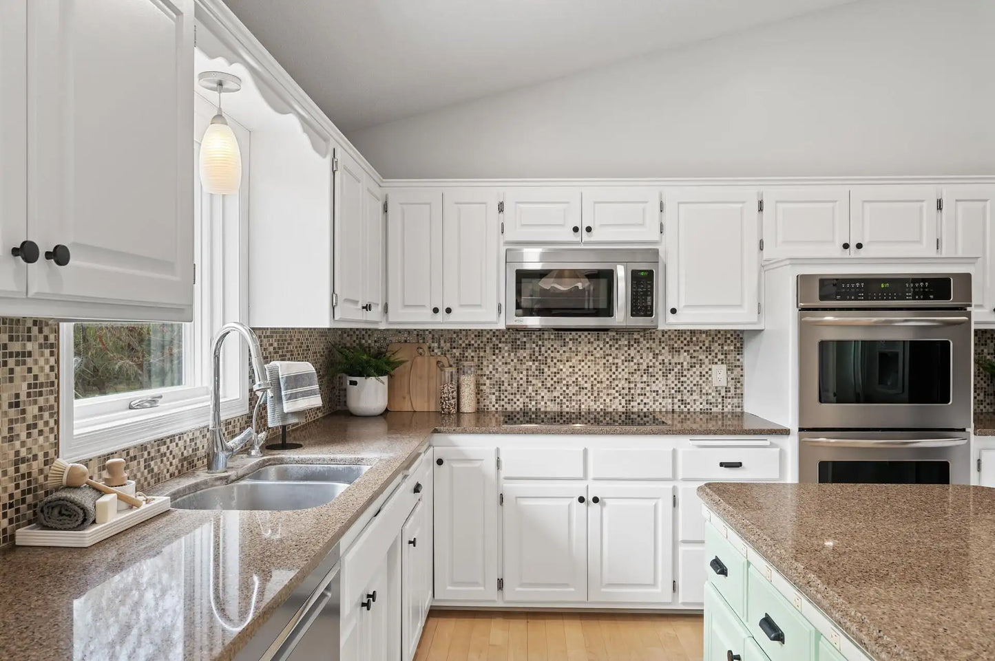 7086 Union Terrace Lane, Maple Grove, MN 55369