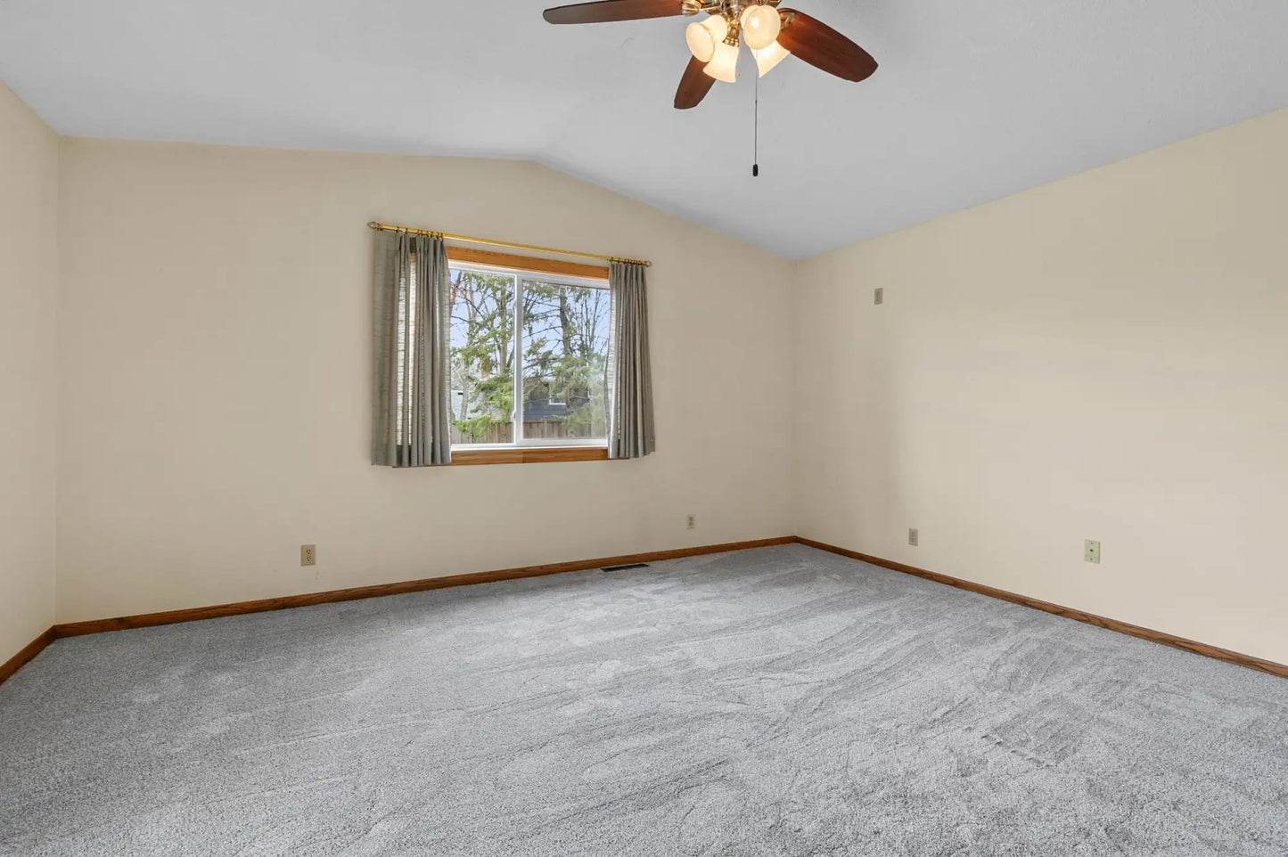 10305 Morris Road, Bloomington, MN 55437