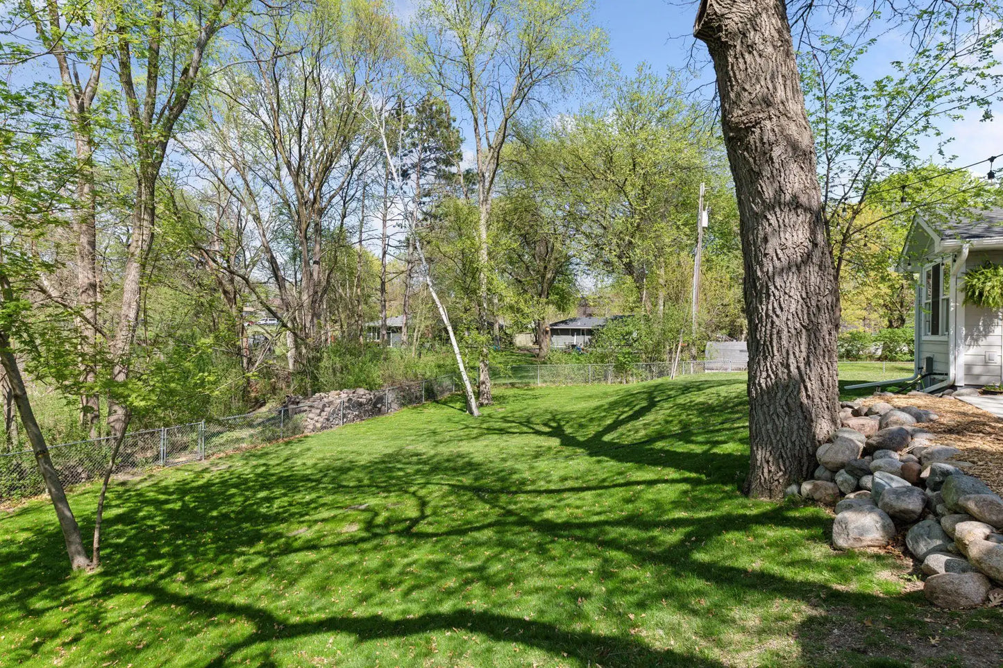 7182 Harold Avenue, Golden Valley, MN 55427