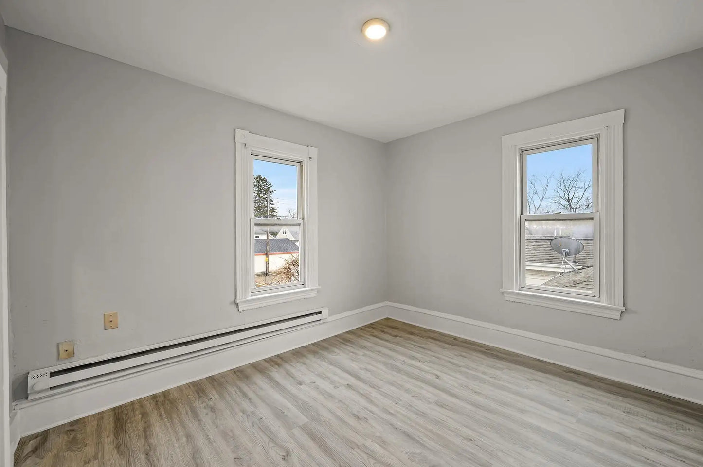 3551 2nd Street, Minneapolis, MN 55418