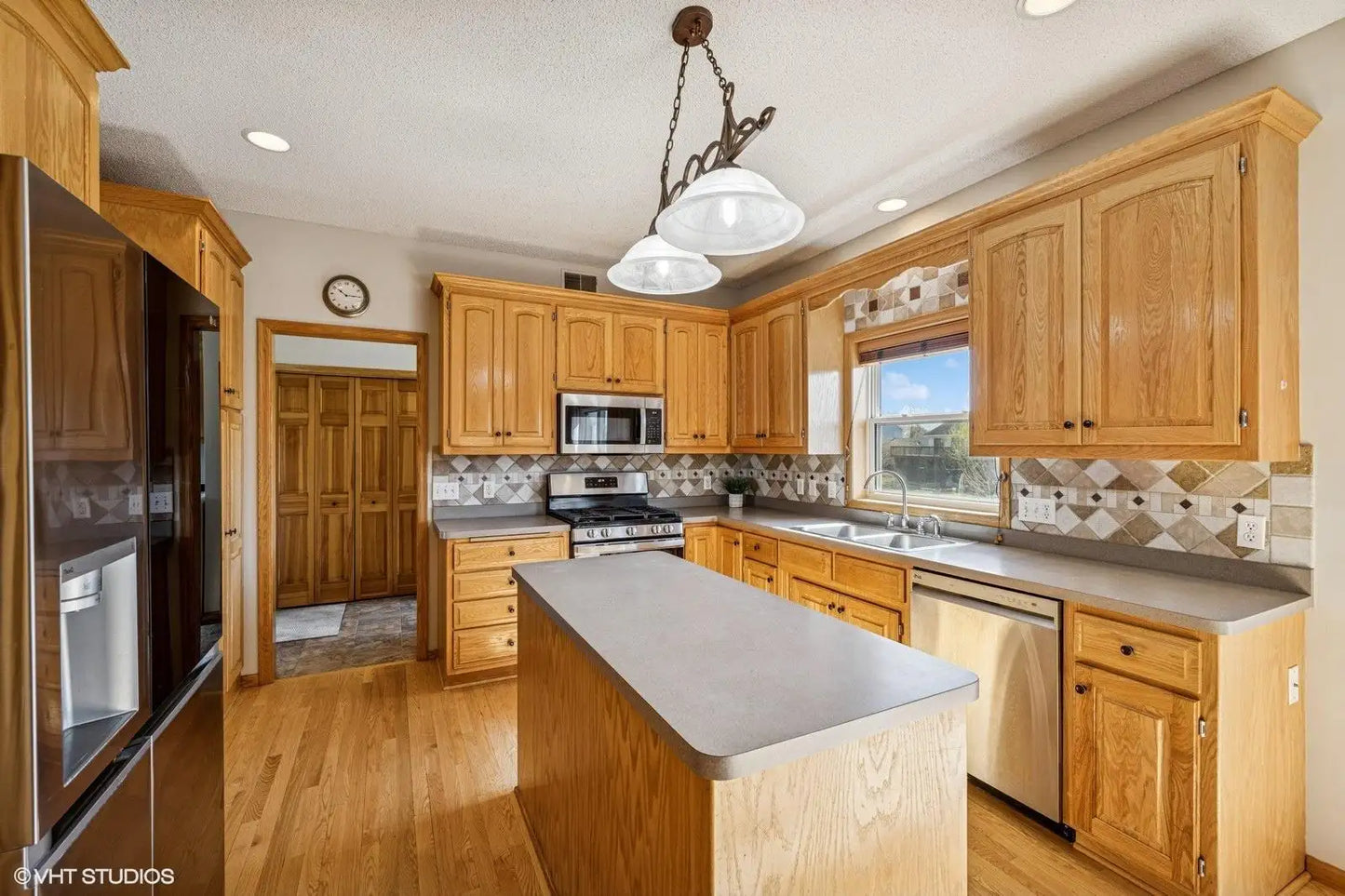 13984 Starlite Drive, Rogers, MN 55374