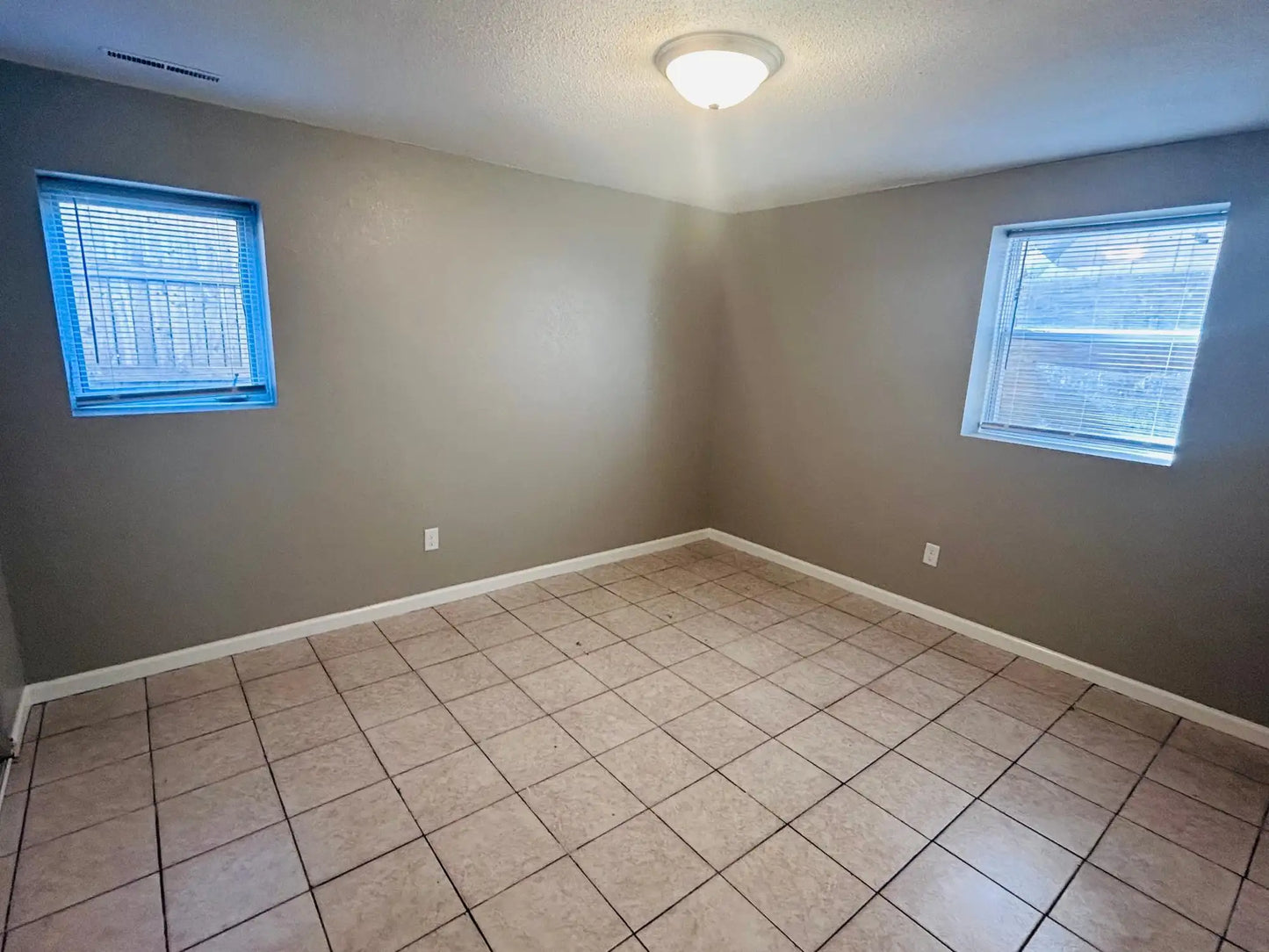 322 Baker Street, Saint Paul, MN 55107