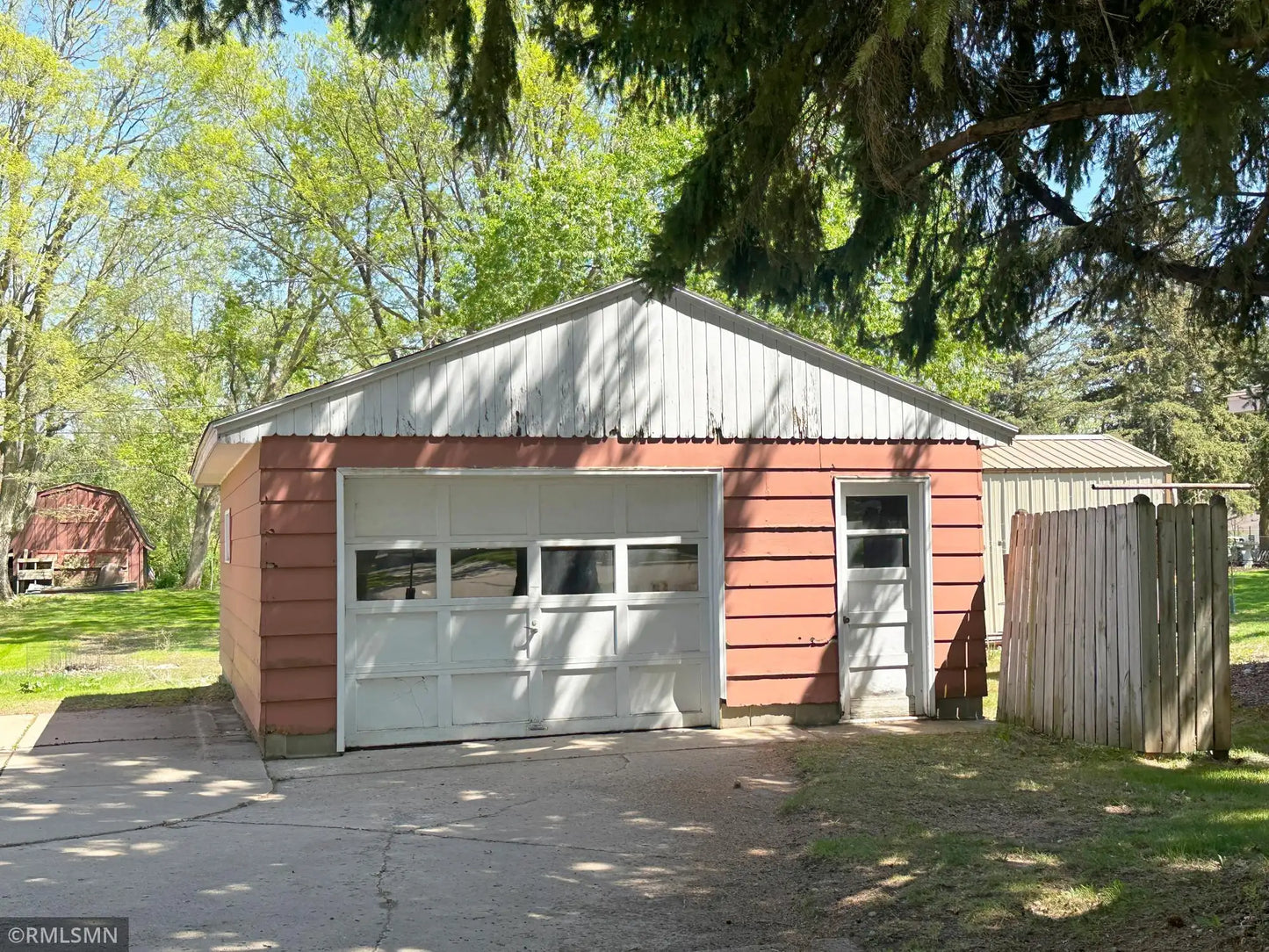 425 Cherry Avenue, Annandale, MN 55302