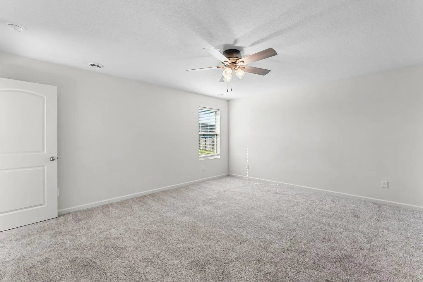 19220 Sanford Avenue, Big Lake, MN 55309