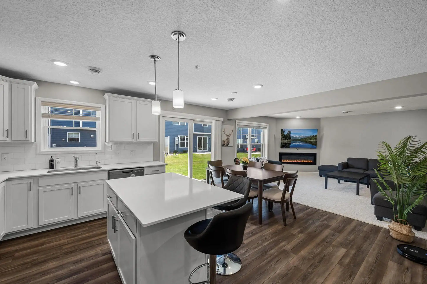 1144 Middlefield Road, Medina, MN 55340