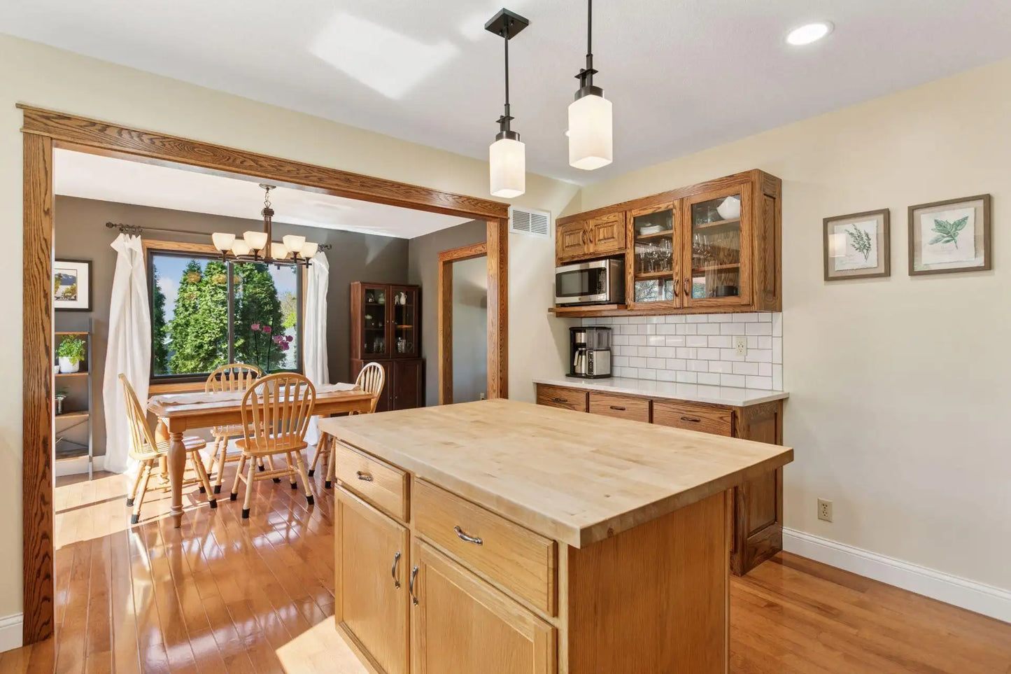 335 18th Avenue, South Saint Paul, MN 55075
