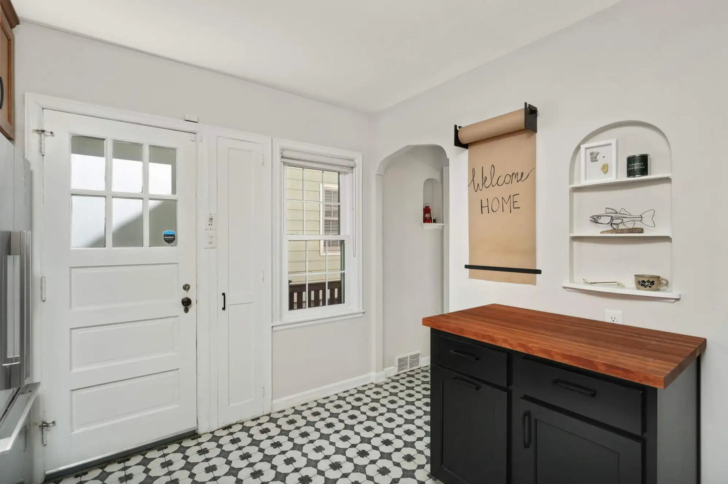 2185 Eleanor Avenue, Saint Paul, MN 55116