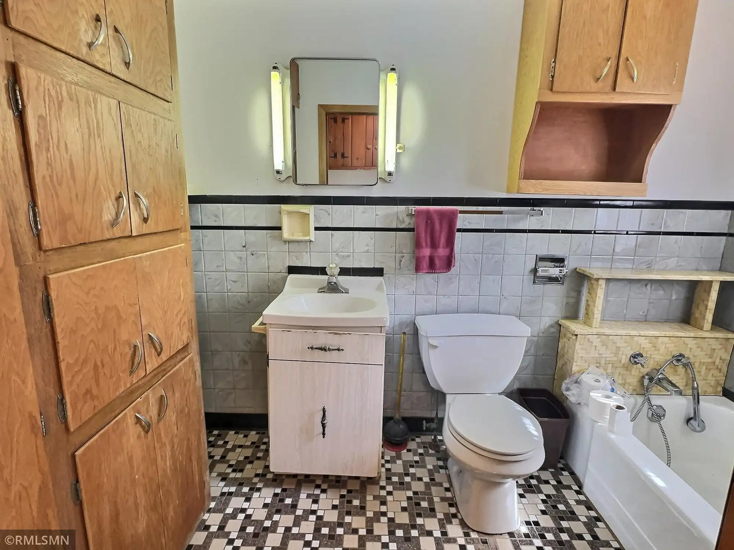 425 Cherry Avenue, Annandale, MN 55302