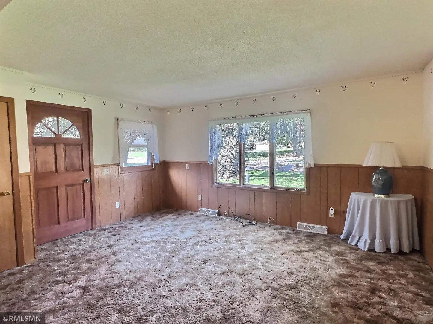 425 Cherry Avenue, Annandale, MN 55302