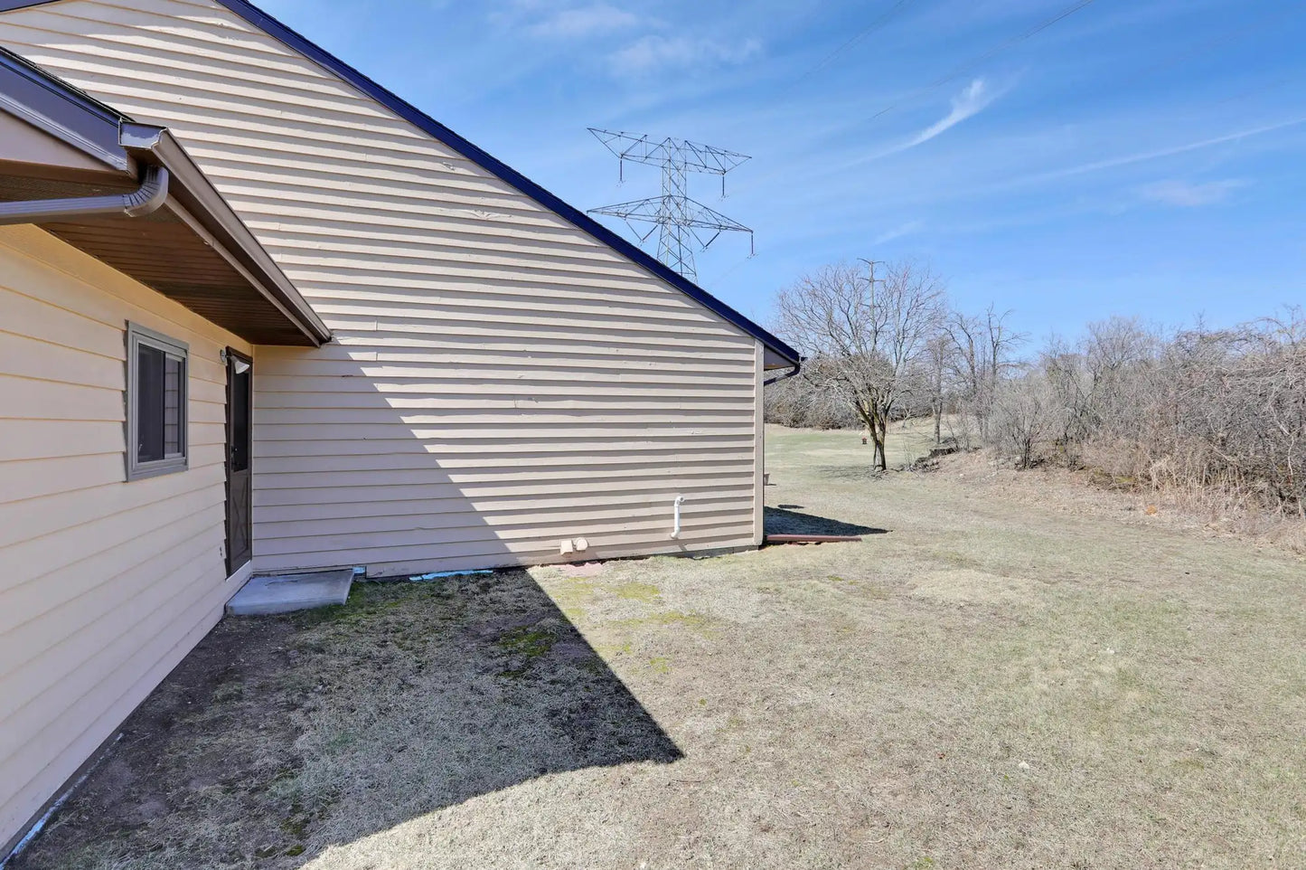 2231 Woodlynn Avenue, Maplewood, MN 55109