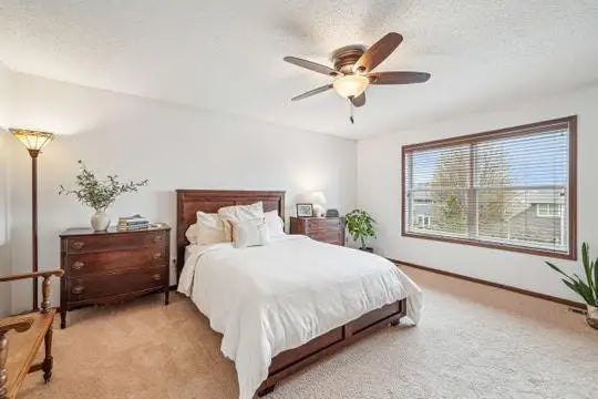 13503 Carlingford Way, Rosemount, MN 55068